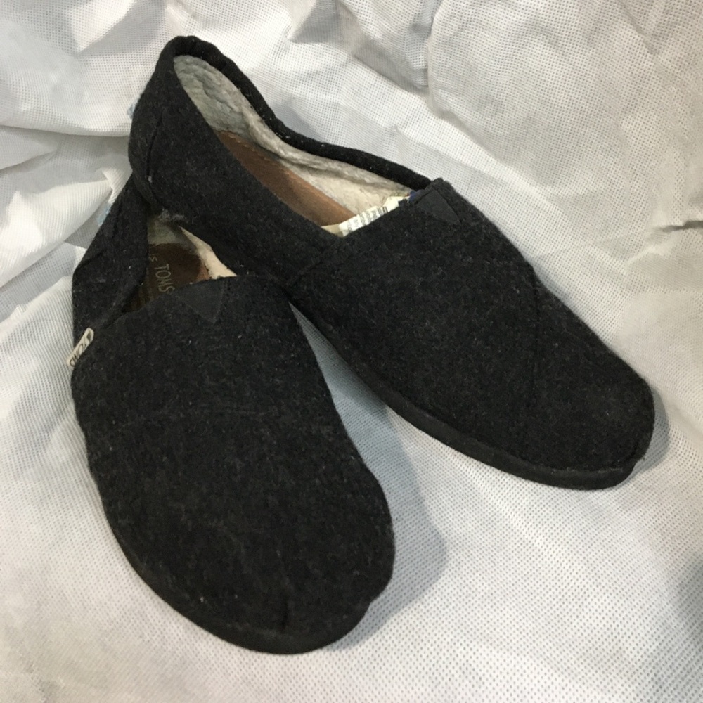 Toms size 7.5